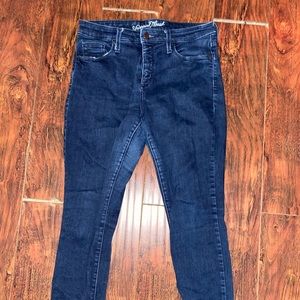 skinny jeans stretchy